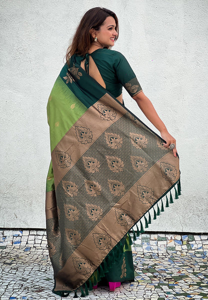 Green Banarasi Silk Blend Saree With Blouse Piece